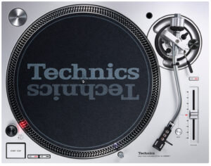 Technics_SL-1200_MK7