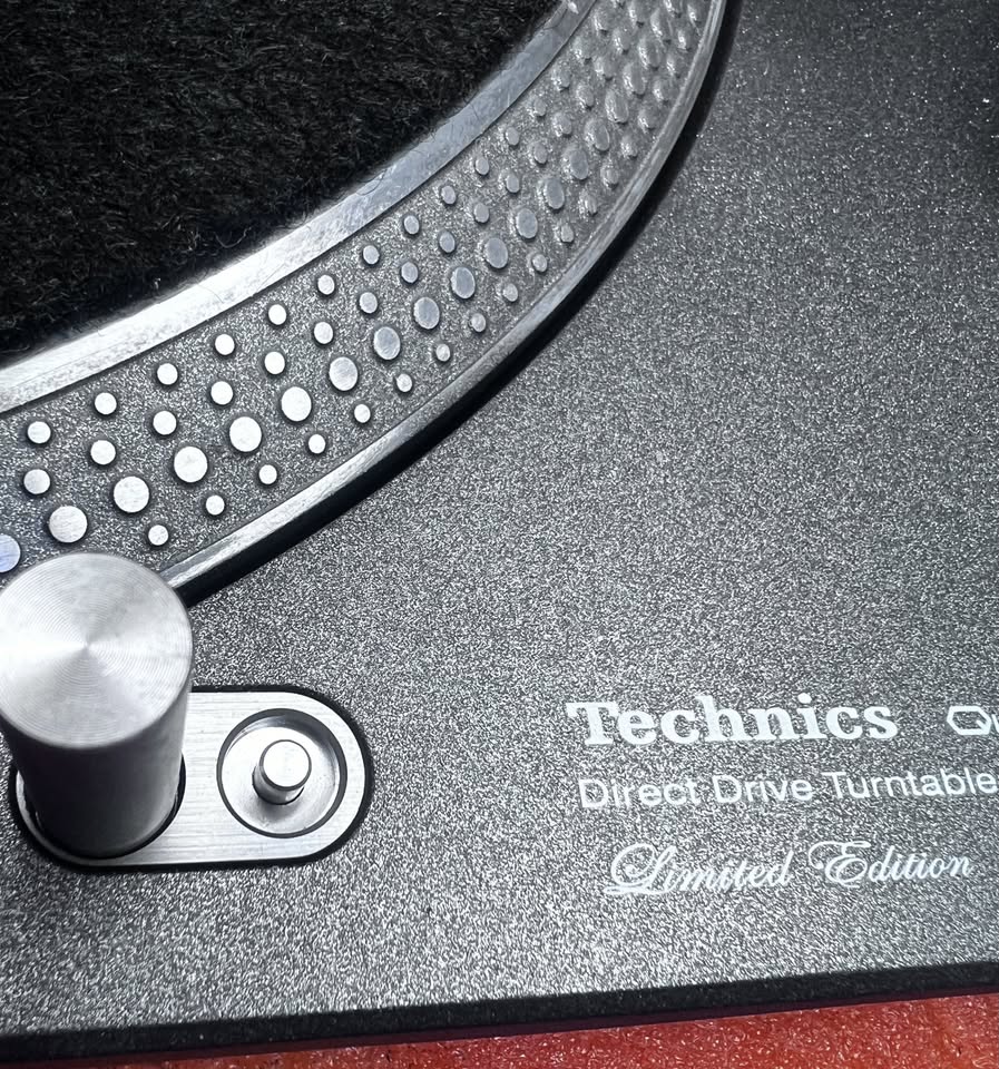 Platine Technics SL-1200 Restaurée à Neuf (Custom Limited Edition) - Pièces Officielles – Image 2